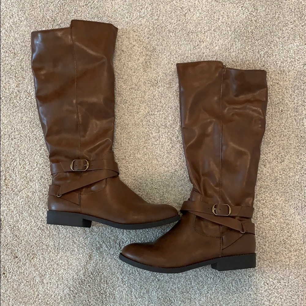 Style and Co Madixe Cognac boots